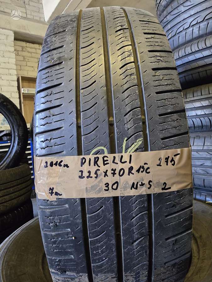 Pirelli, universalios 225/70 R15
