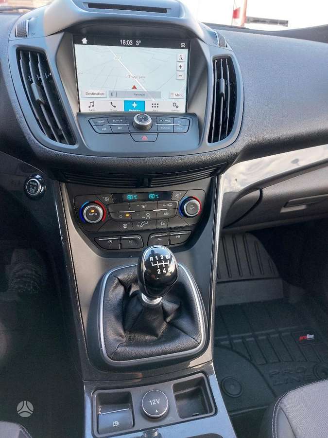 Ford Kuga, visureigis / krosoveris