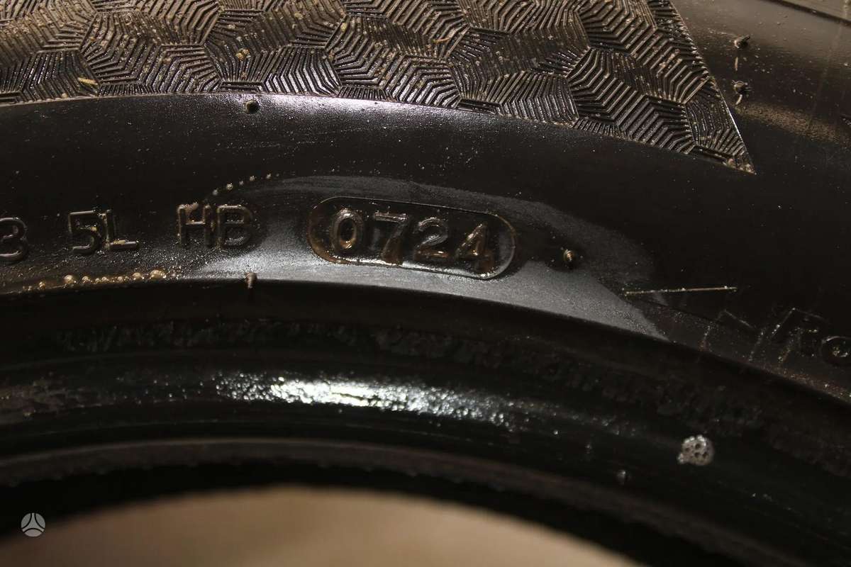 Hankook FlexClimate EV, всесезонные 215/55 R18