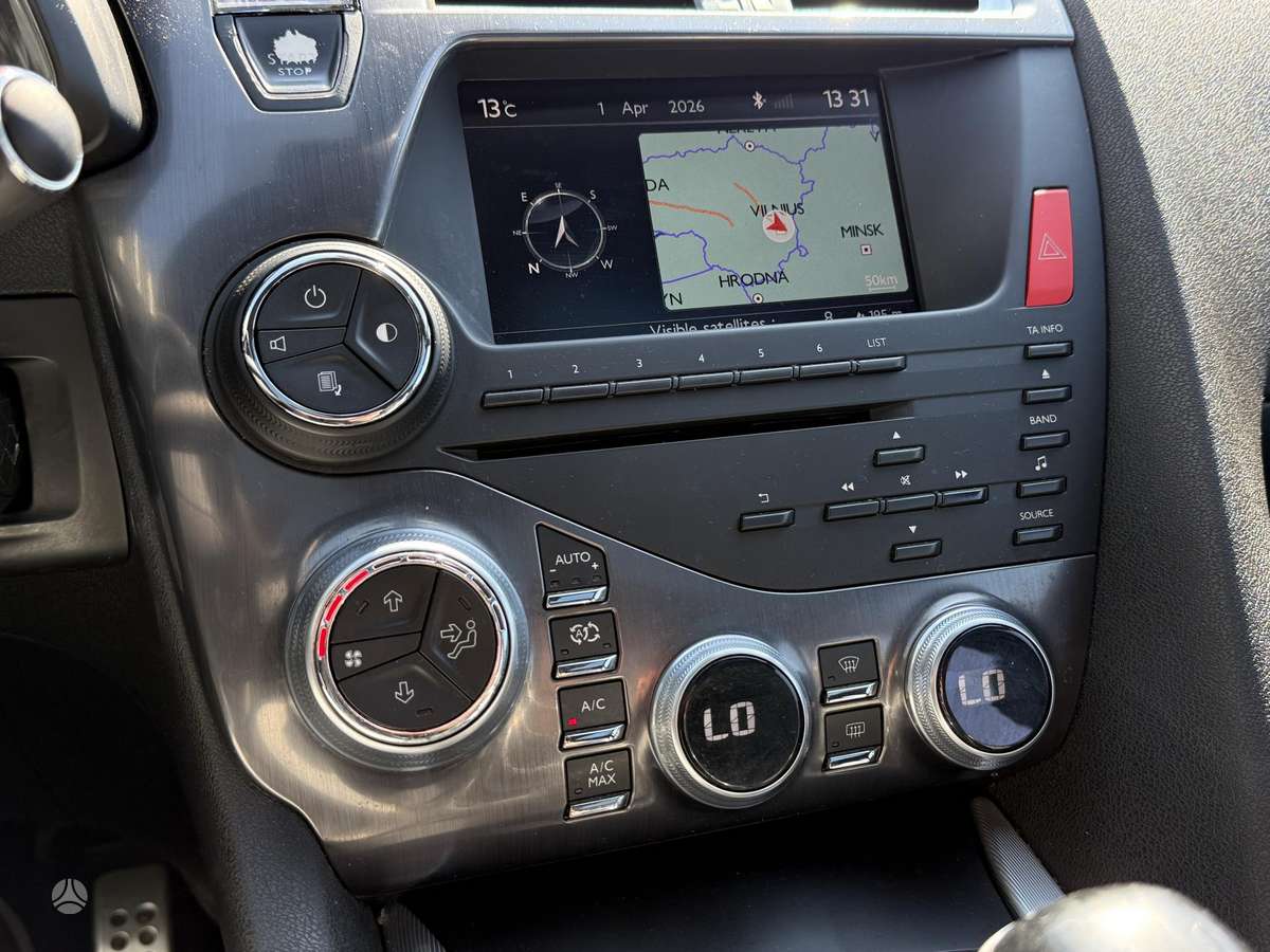 Citroen DS5, 1.6 l., hatchback