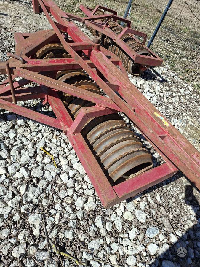 Vaderstad 600, compacting, leveling rollers