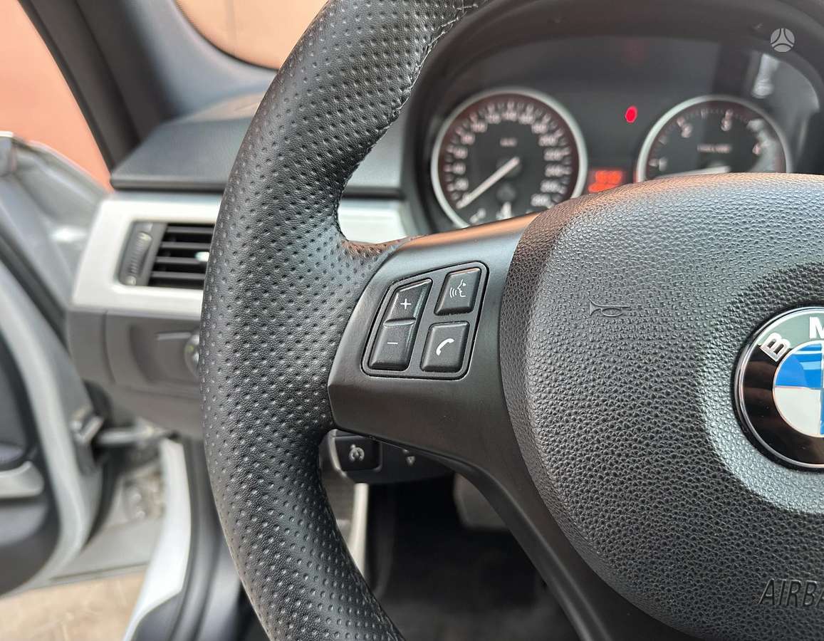 BMW 325, 3.0 l., Универсал