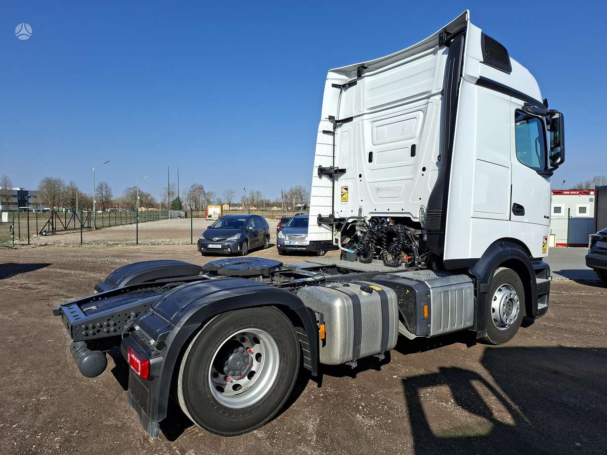 Mercedes-Benz Actros L Pro Cab 1845, double sleeper