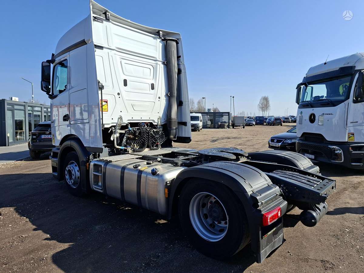 Mercedes-Benz Actros L Pro Cab 1845, double sleeper