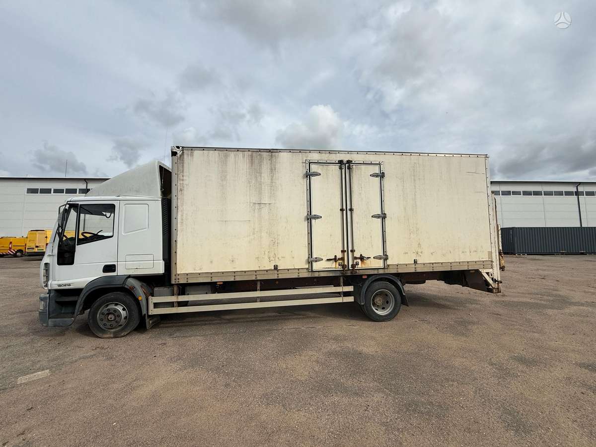 Iveco 120E 18, грузовики
