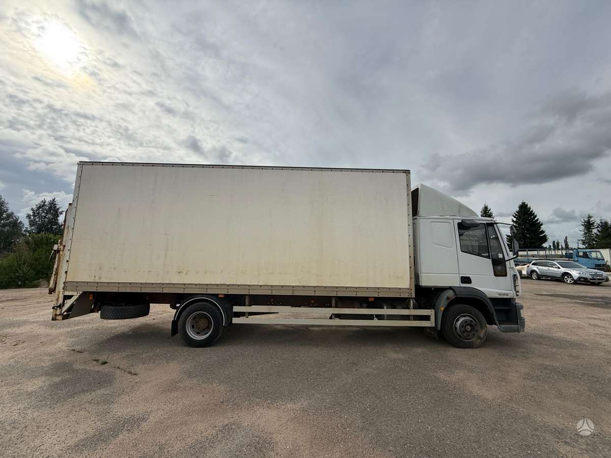 Iveco 120E 18, грузовики