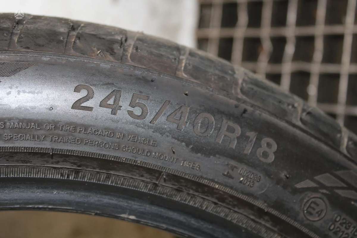 Triangle, vasaras 245/40 R18