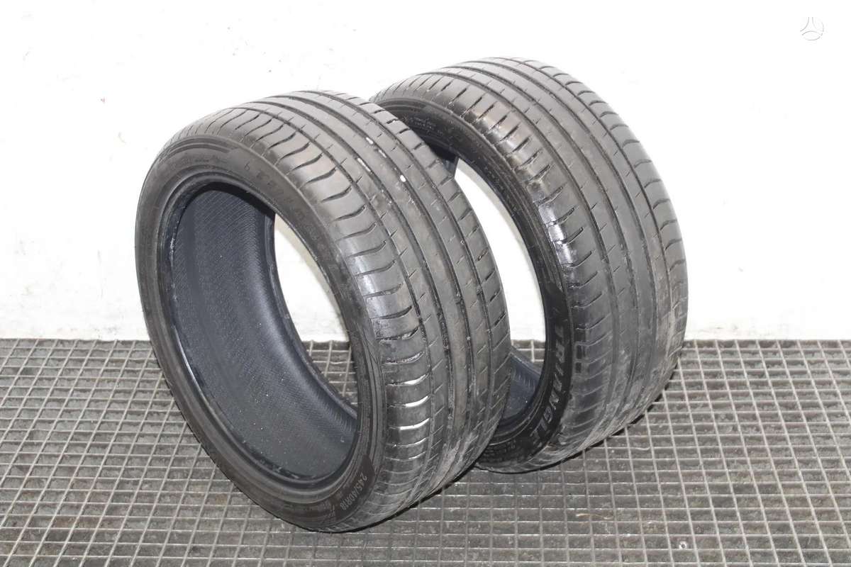 Triangle, vasaras 245/40 R18
