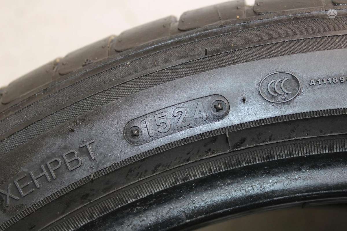 Triangle, vasaras 245/40 R18