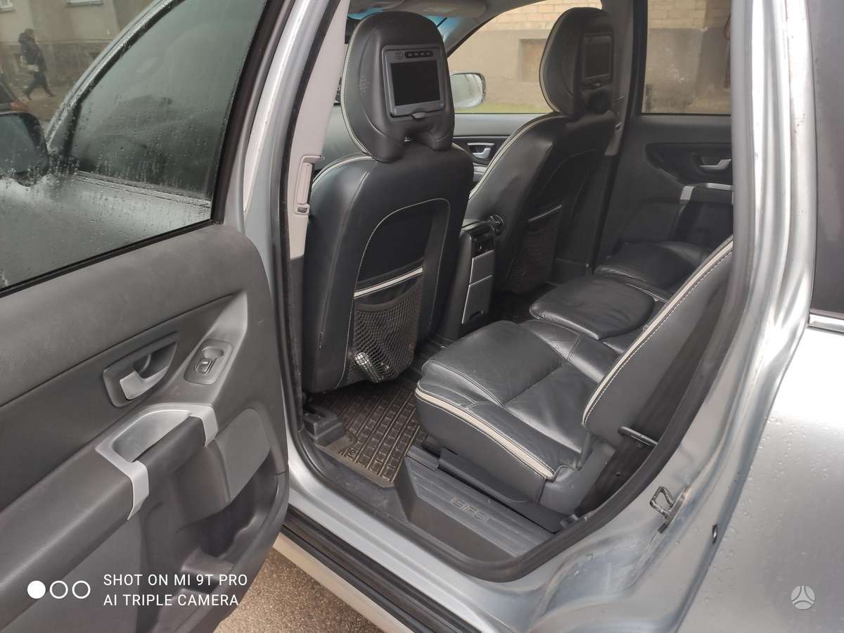 Volvo XC90 - 2