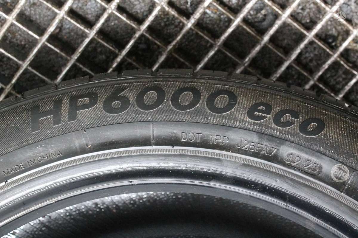 Zeetex, summer 235/50 R18