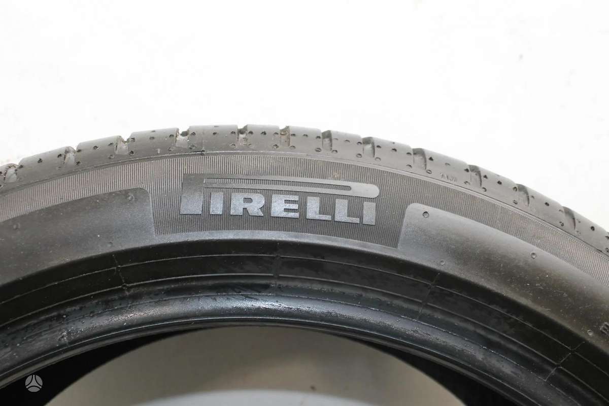 Pirelli Cinturato P7, летние 255/40 R18