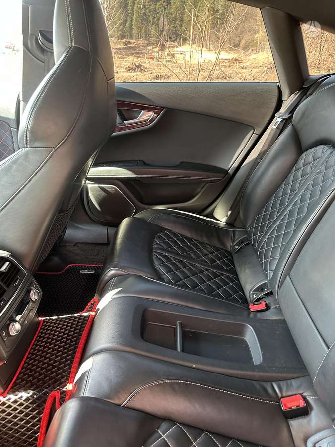 Audi S7, 4.0 l., Хэтчбек
