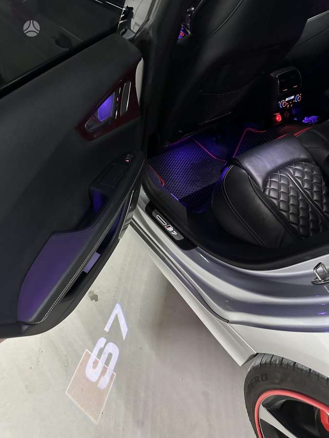 Audi S7, 4.0 l., hatchback