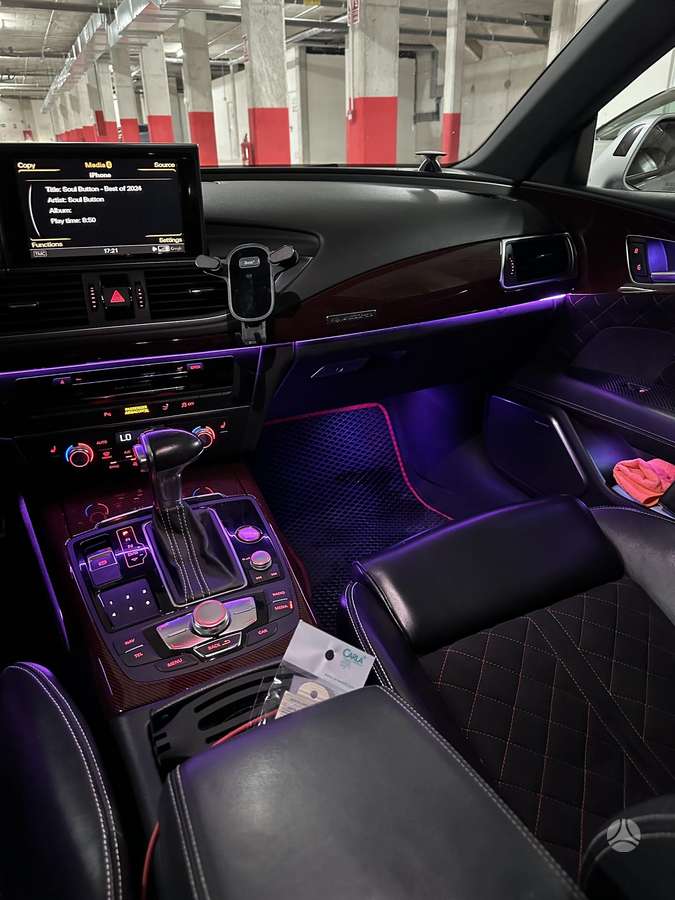 Audi S7, 4.0 l., hatchback
