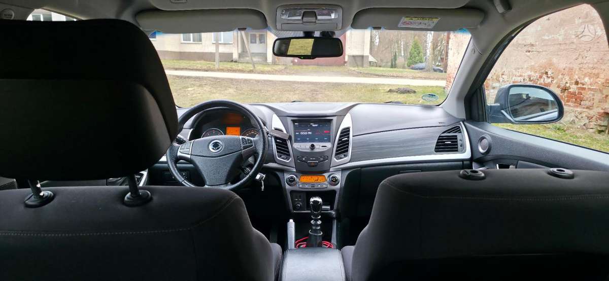 SsangYong Korando - 9