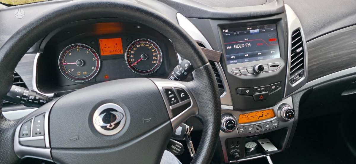 SsangYong Korando - 11