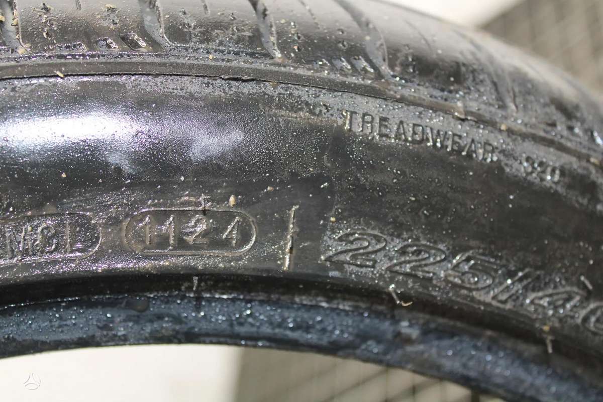 -Kita- Arrowspeed, summer 225/40 R18