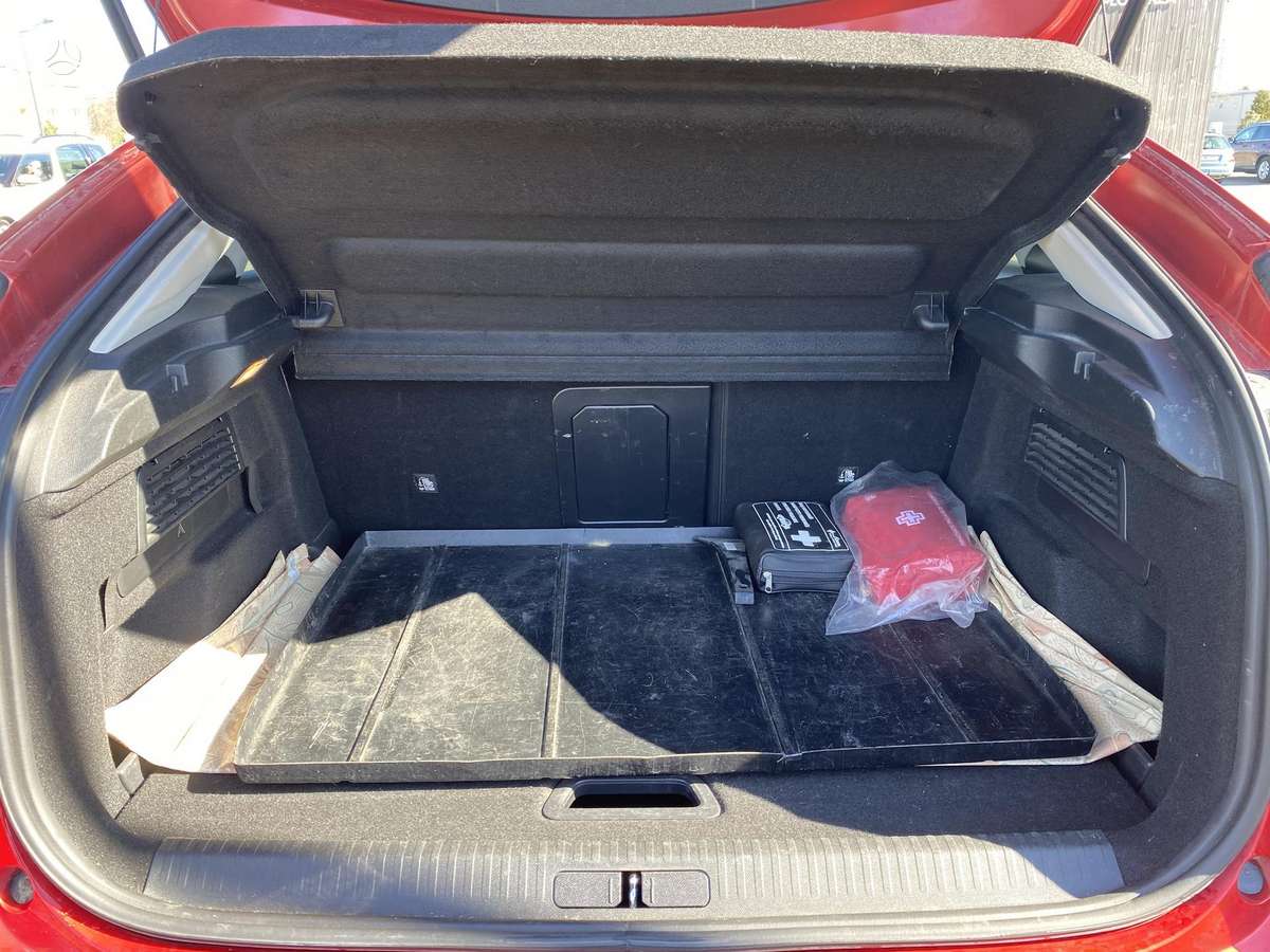 Citroen e-C4, 50 kWh, hečbekas