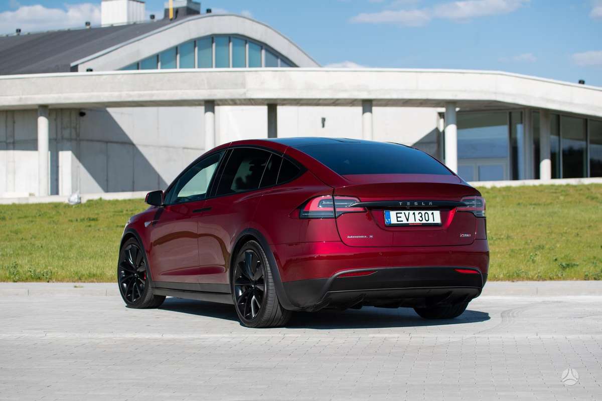 Tesla Model X, 90 kWh, off-road / crossover