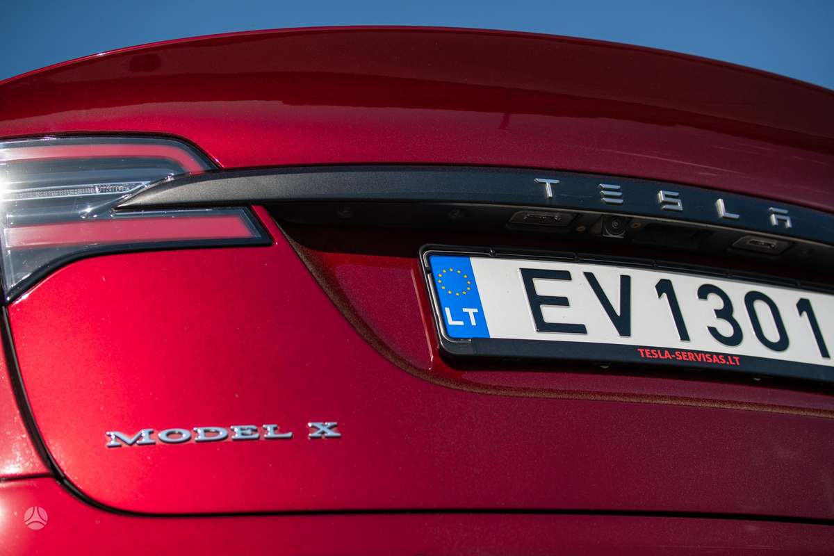 Tesla Model X, 90 kWh, off-road / crossover