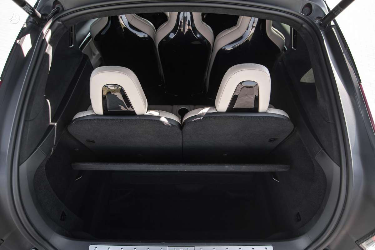 Tesla Model X, 90 kWh, off-road / crossover