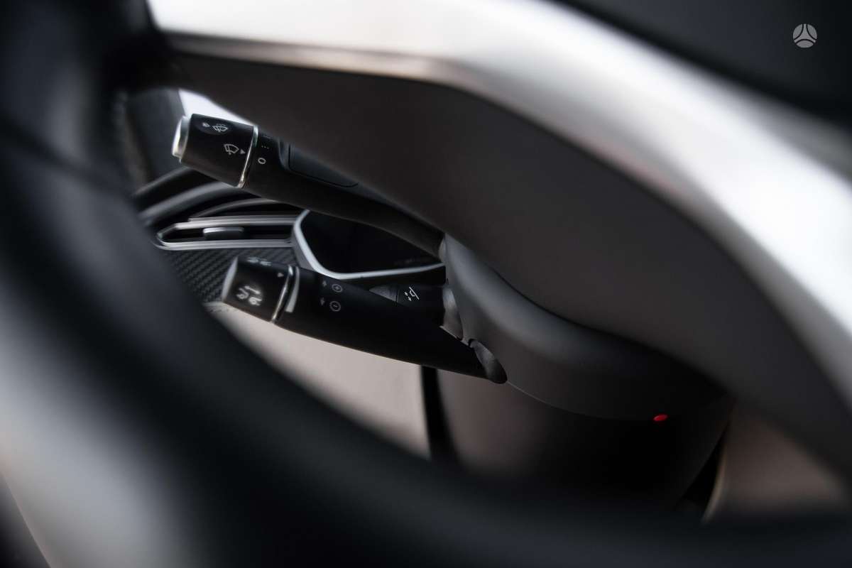 Tesla Model X, 90 kWh, off-road / crossover
