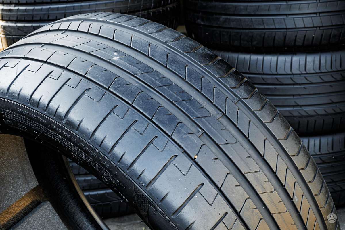 Pirelli P Zero 4 (MO-S, PNCS), летние 265/40 R21