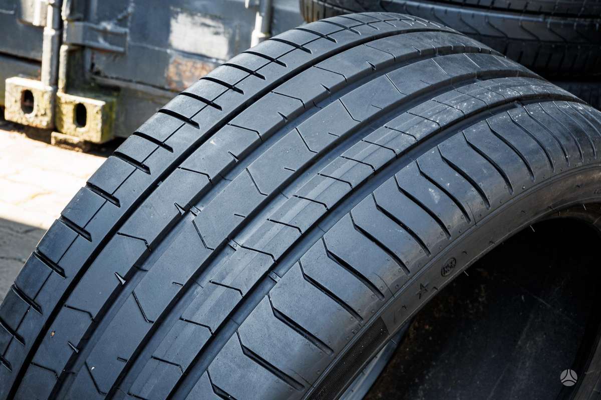 Pirelli Runflat P Zero 4 (BMW), summer 275/35 R21