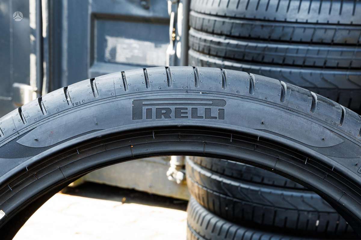 Pirelli Runflat P Zero 4 (BMW), summer 275/35 R21