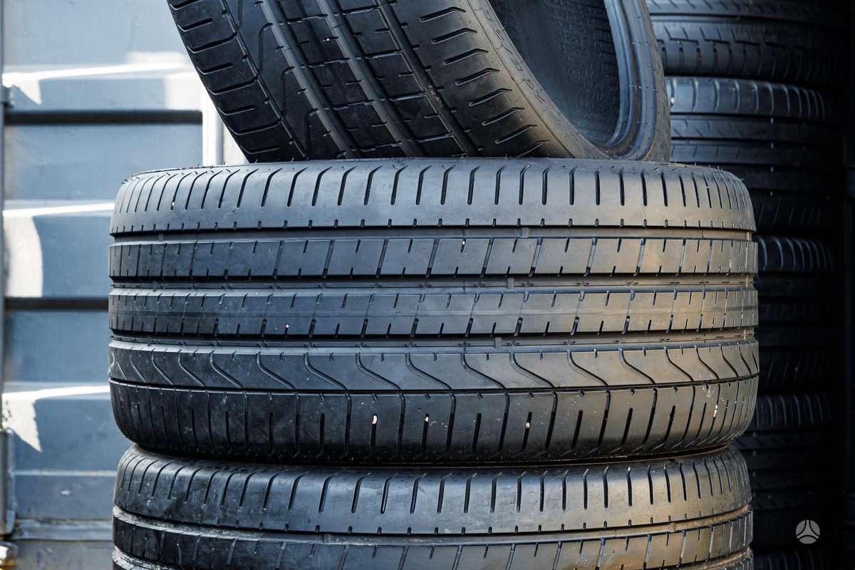 Pirelli P Zero, summer 295/35 R21