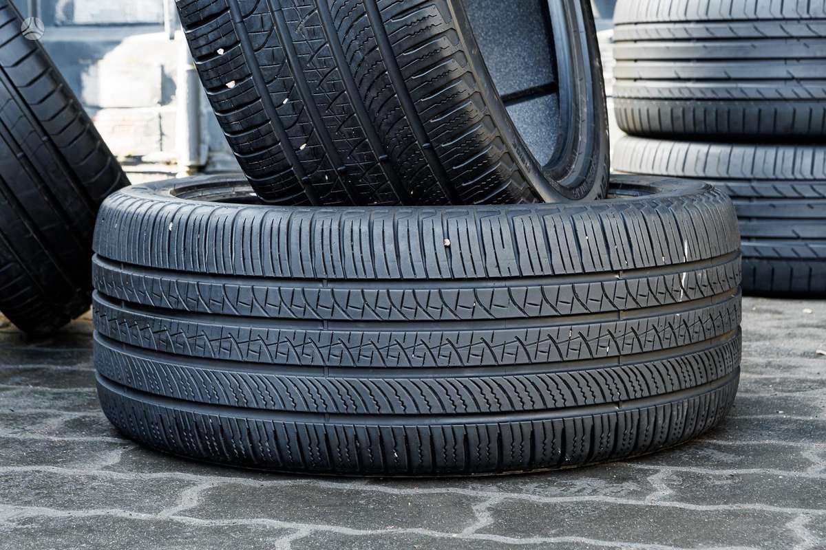 Pirelli Scorpion Zero (JLR,PNCS), летние 275/45 R21