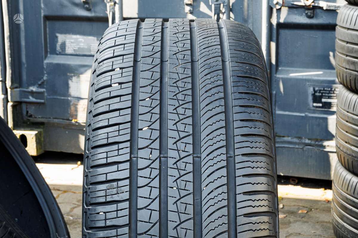Pirelli Scorpion Zero (JLR,PNCS), летние 275/45 R21