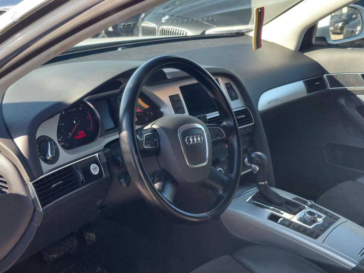 Audi A6, 3.0 l., universalas