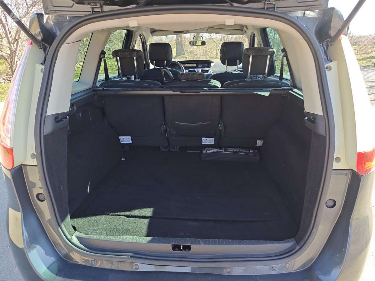Renault Grand Scenic - 5