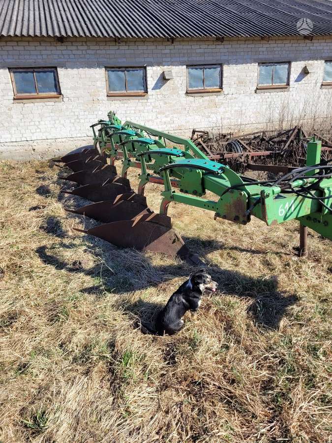Laumetris 6 korpusų, плуги