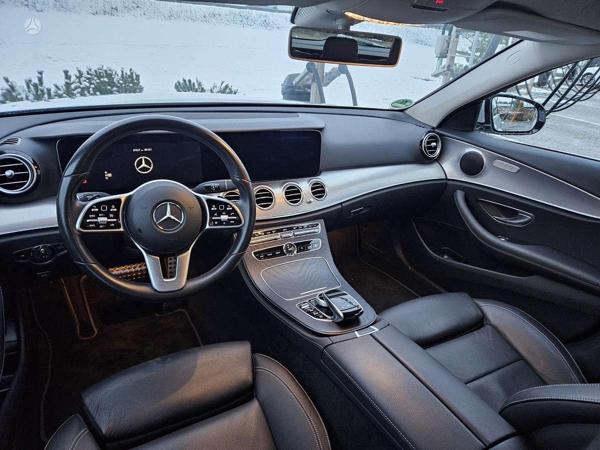 Mercedes-Benz E200, 1.6 l., Универсал