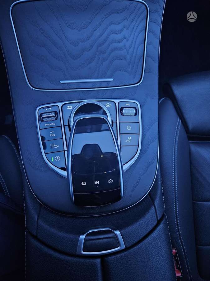 Mercedes-Benz E200, 1.6 l., Универсал