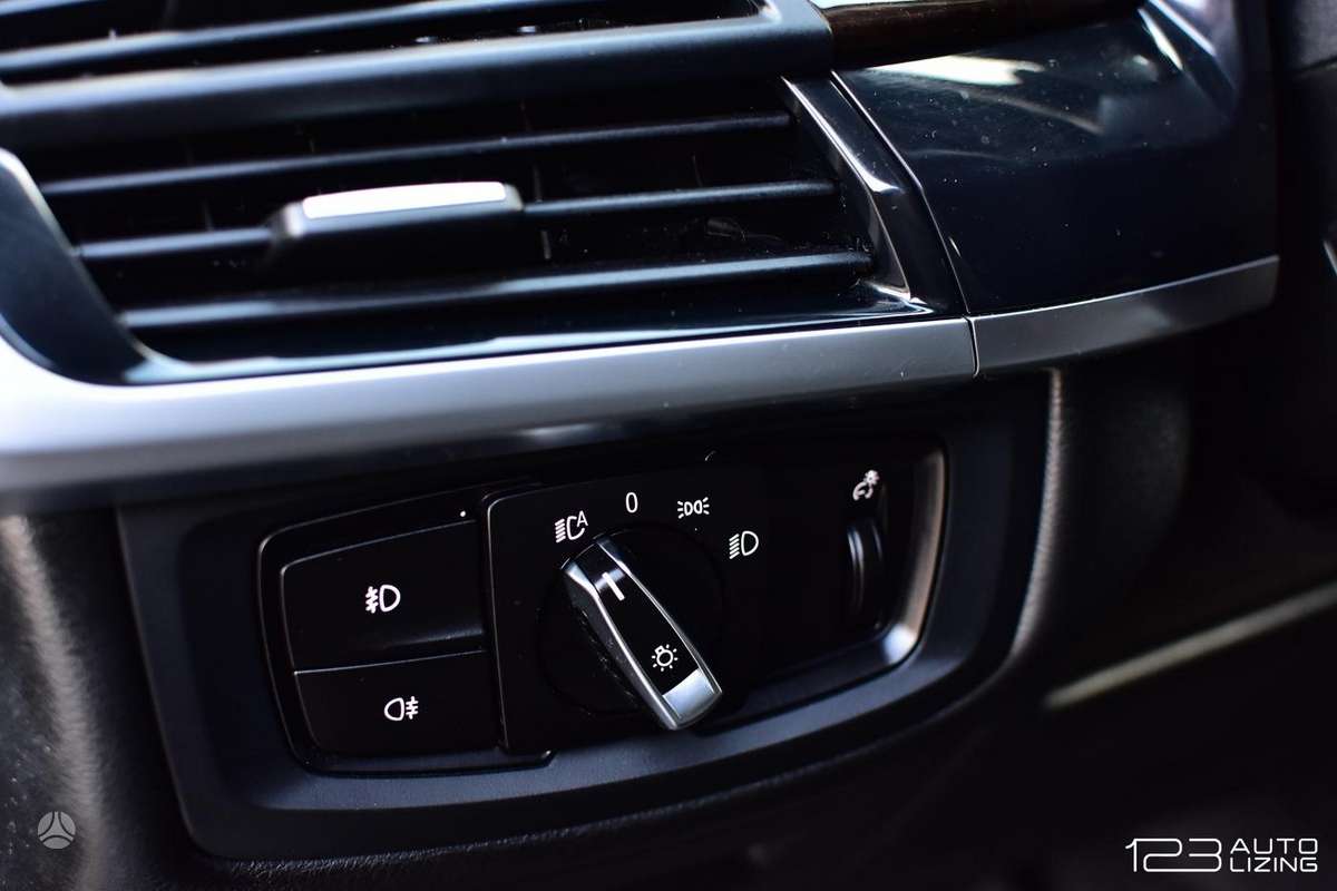 BMW X5, 3.0 l., off-road / crossover