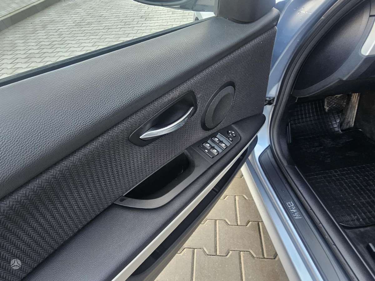 BMW 320, 2.0 l., Универсал