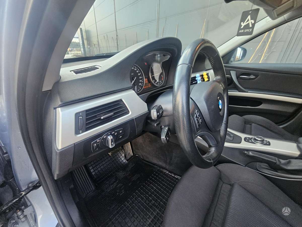 BMW 320, 2.0 l., Универсал