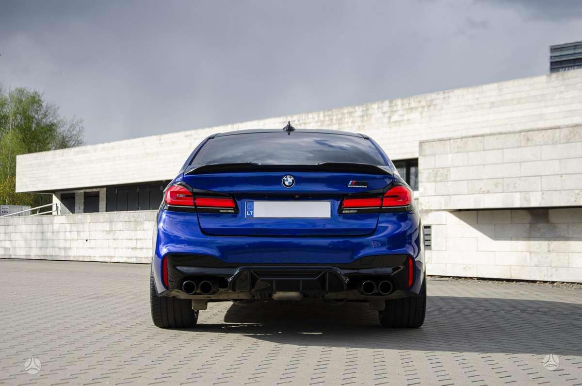 BMW M5, 4.4 l., Седан