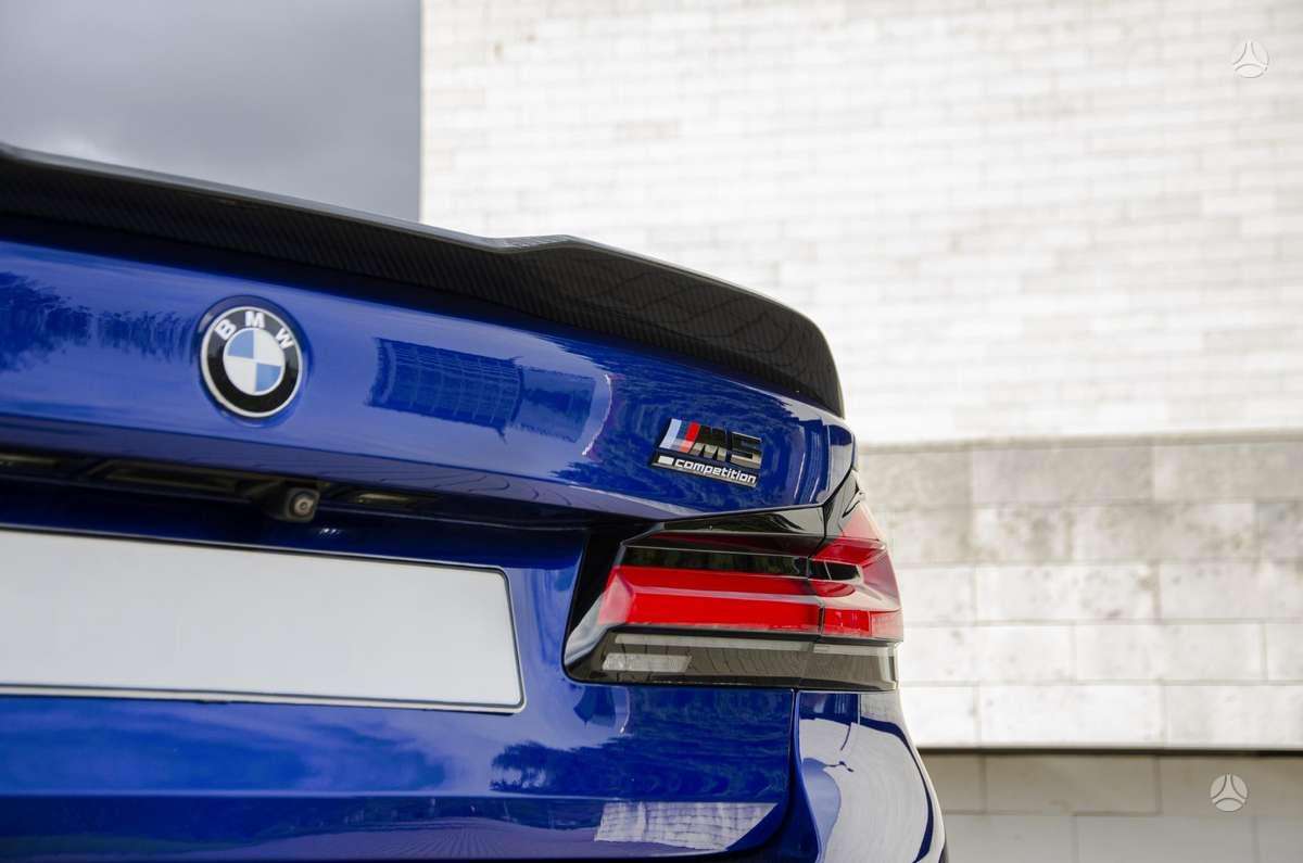 BMW M5, 4.4 l., Седан