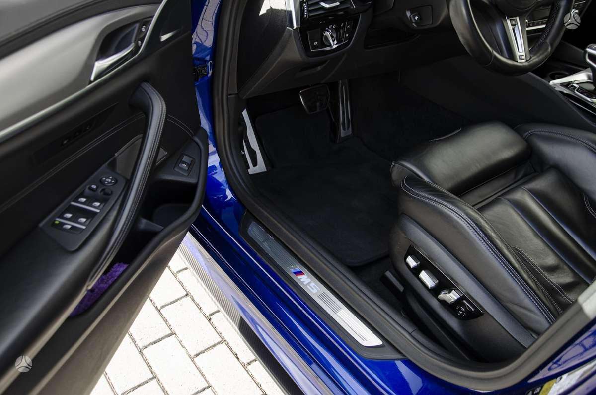 BMW M5, 4.4 l., Седан