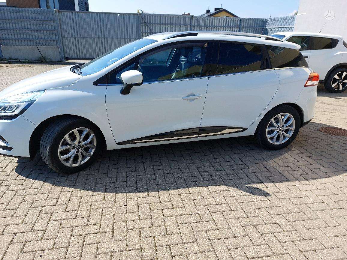 Renault Clio, universalas