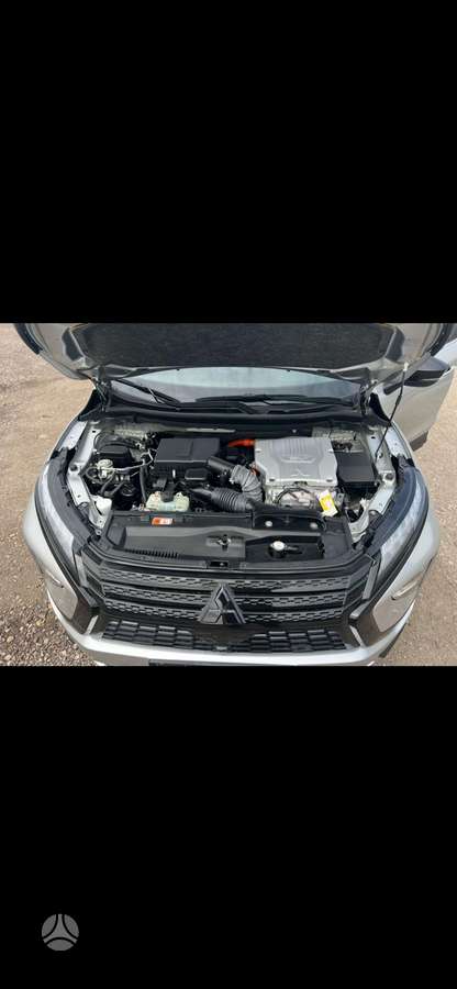 Mitsubishi Eclipse Cross, 2.4 l., off-road / crossover