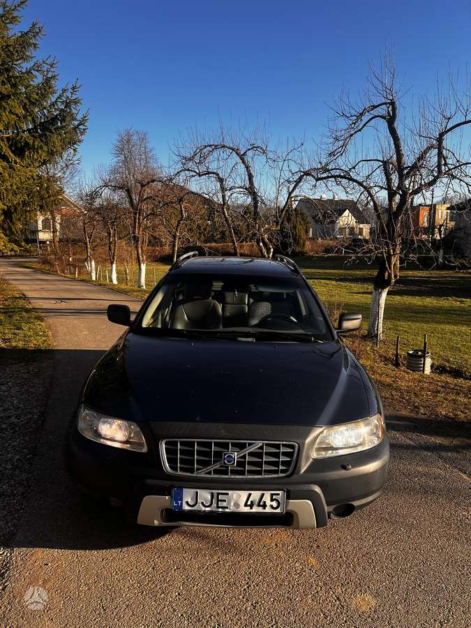 Volvo XC70 - 2