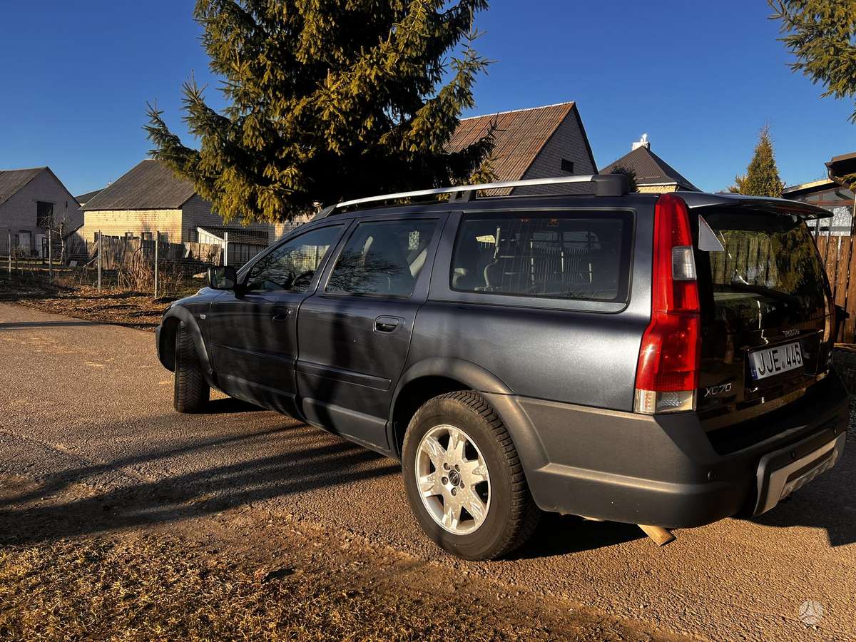 Volvo XC70 - 6