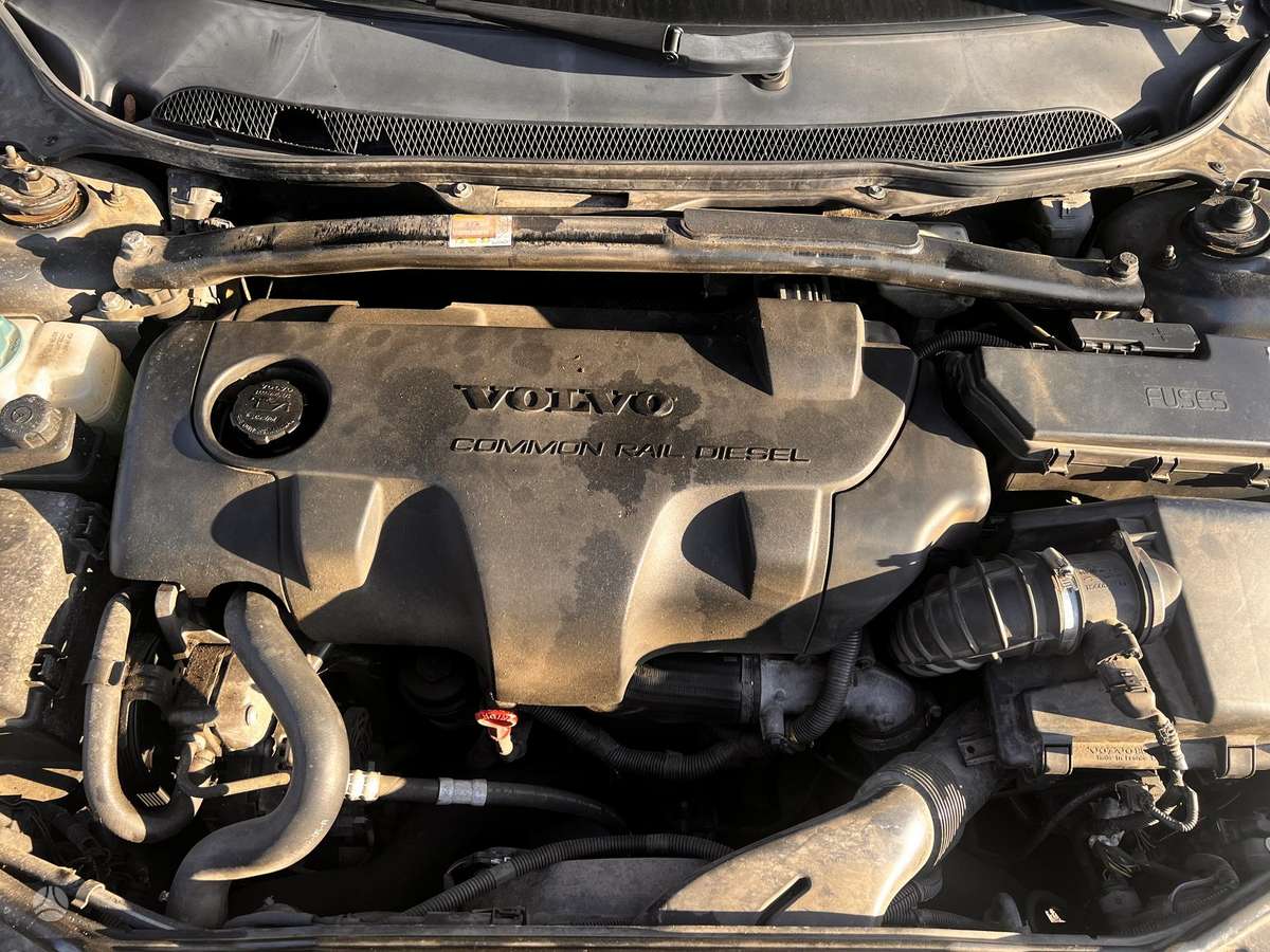 Volvo XC70, 2.4 l., wagon