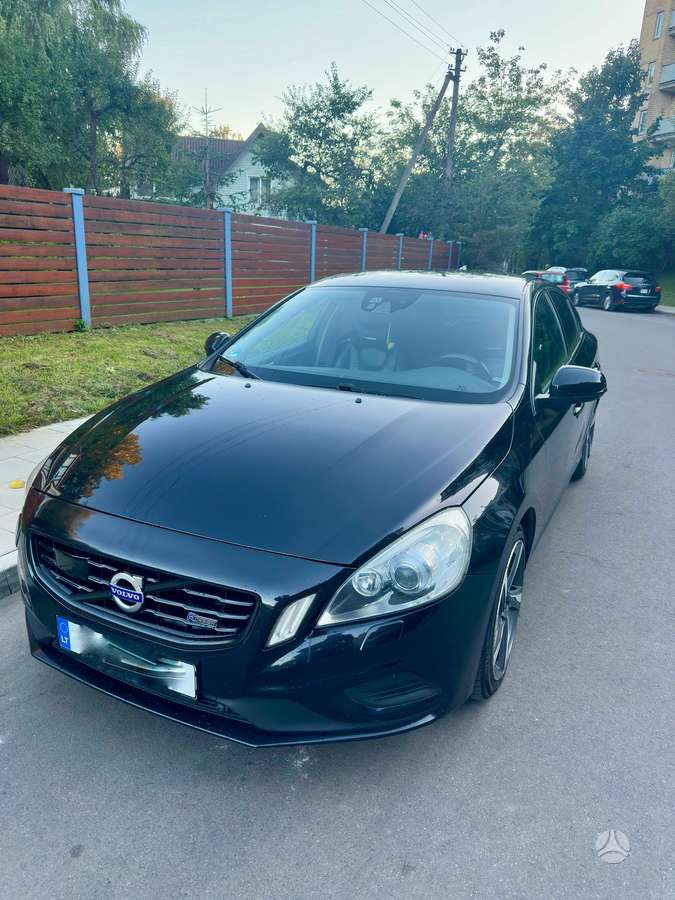 Volvo S60 - 2